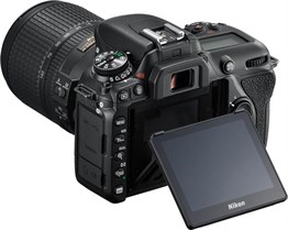 Nikon D7500 18-140mm VR  Kit