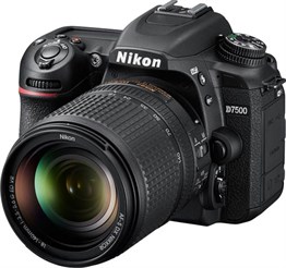 Nikon D7500 18-140mm VR  Kit